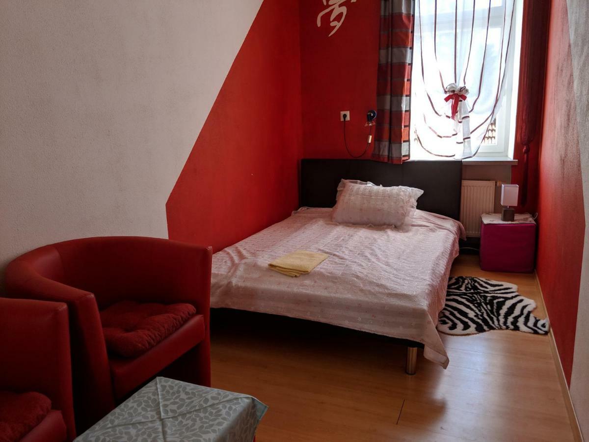 Abdalla Apartments Knittelfeld Luaran gambar